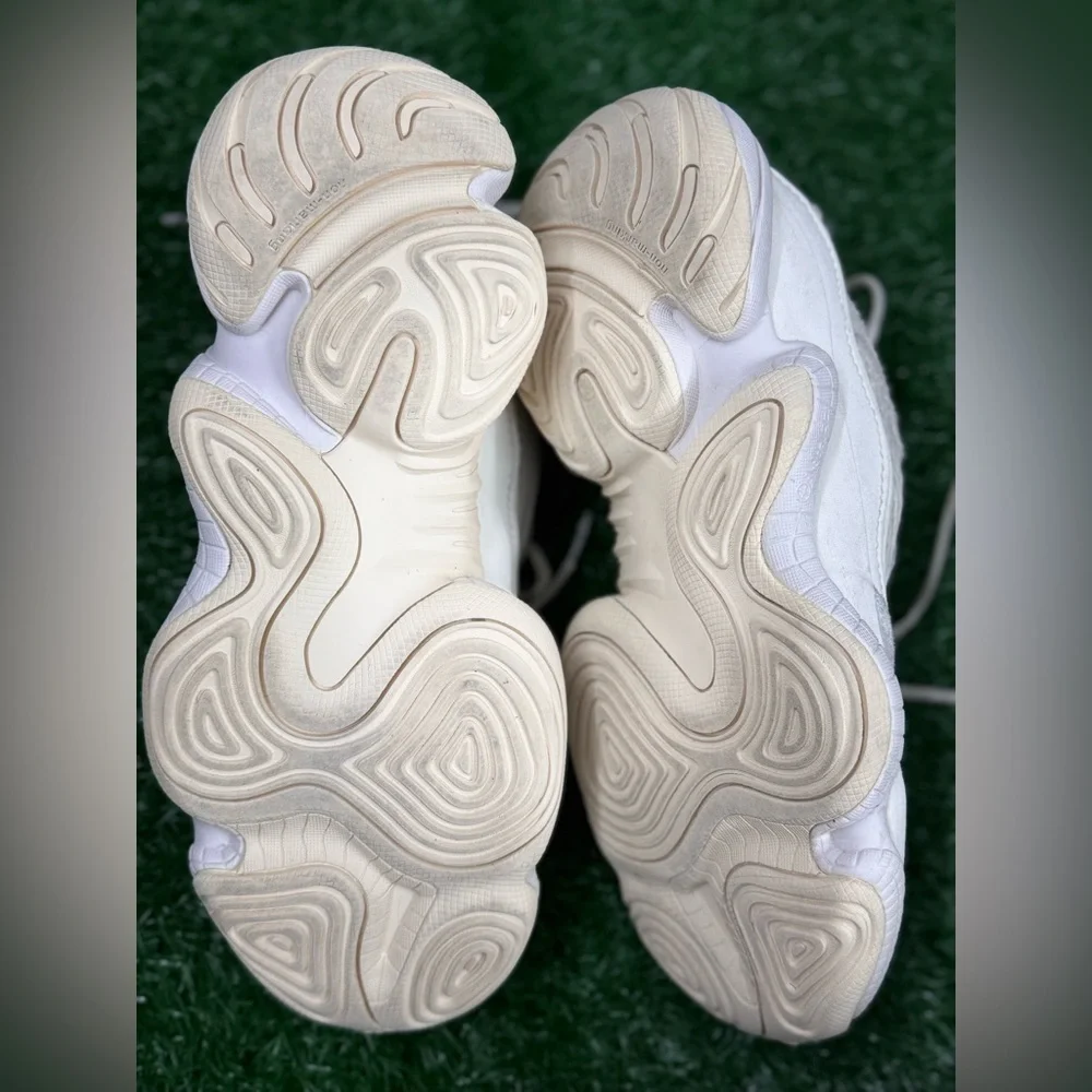 FV3573 Adidas Yeezy 500 Bone White size 7‎ 🔥
